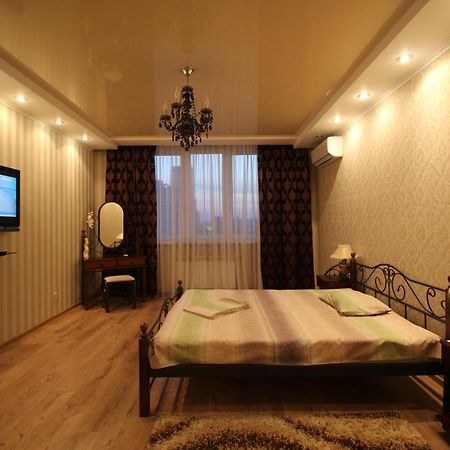 Panoramic View Lux Apartment On Metro Osokorky キエフ エクステリア 写真