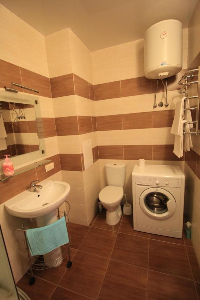 Panoramic View Lux Apartment On Metro Osokorky キエフ エクステリア 写真